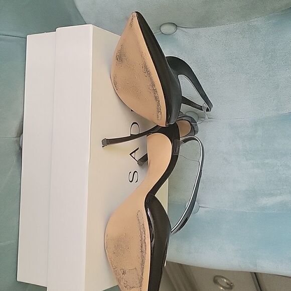 Shoes - Picture 6 of 12